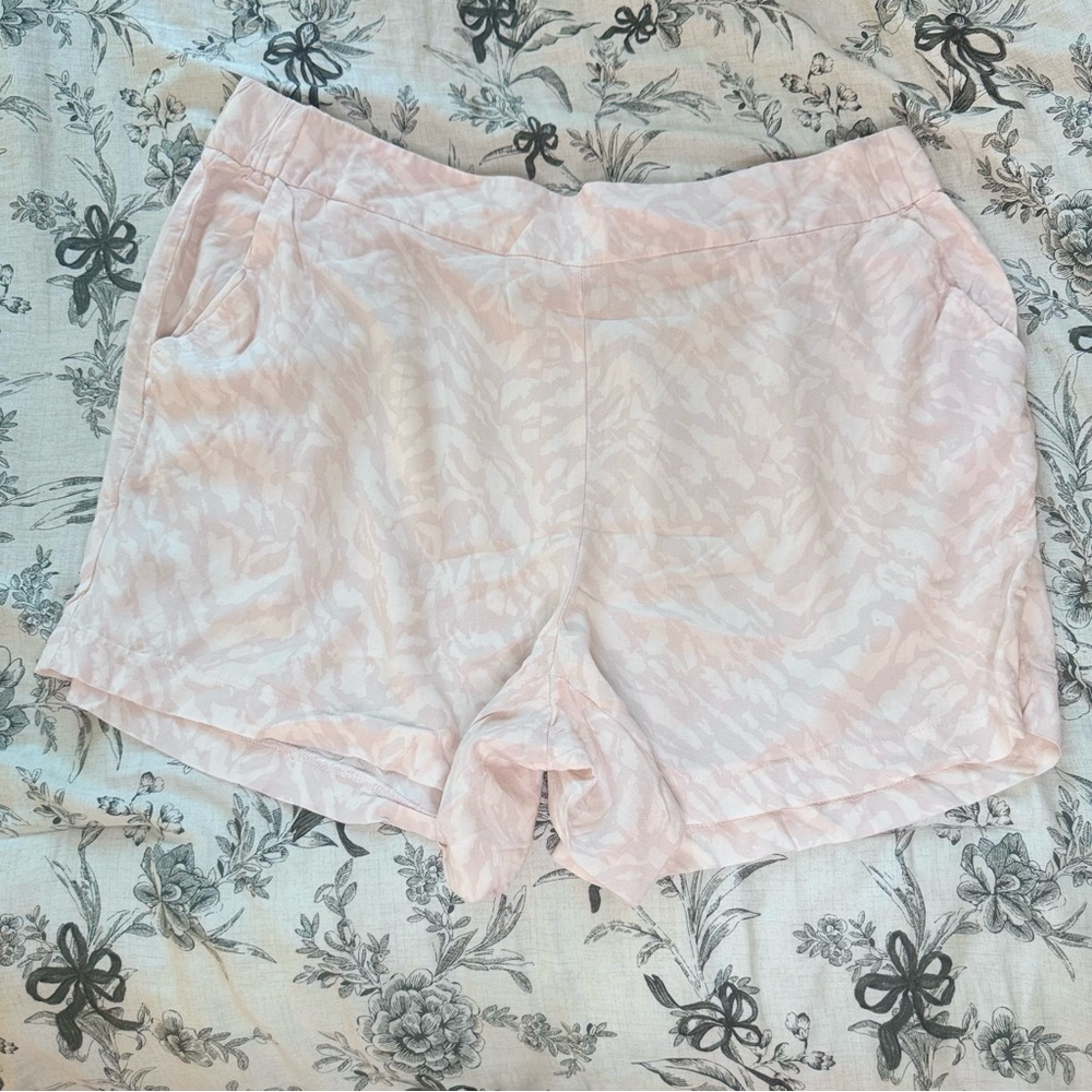 Nine West Pink Shorts - Size XLarge